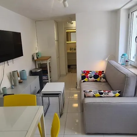 Summer Joy Apartment