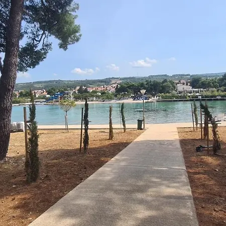 Summer Joy Apartment Supetar